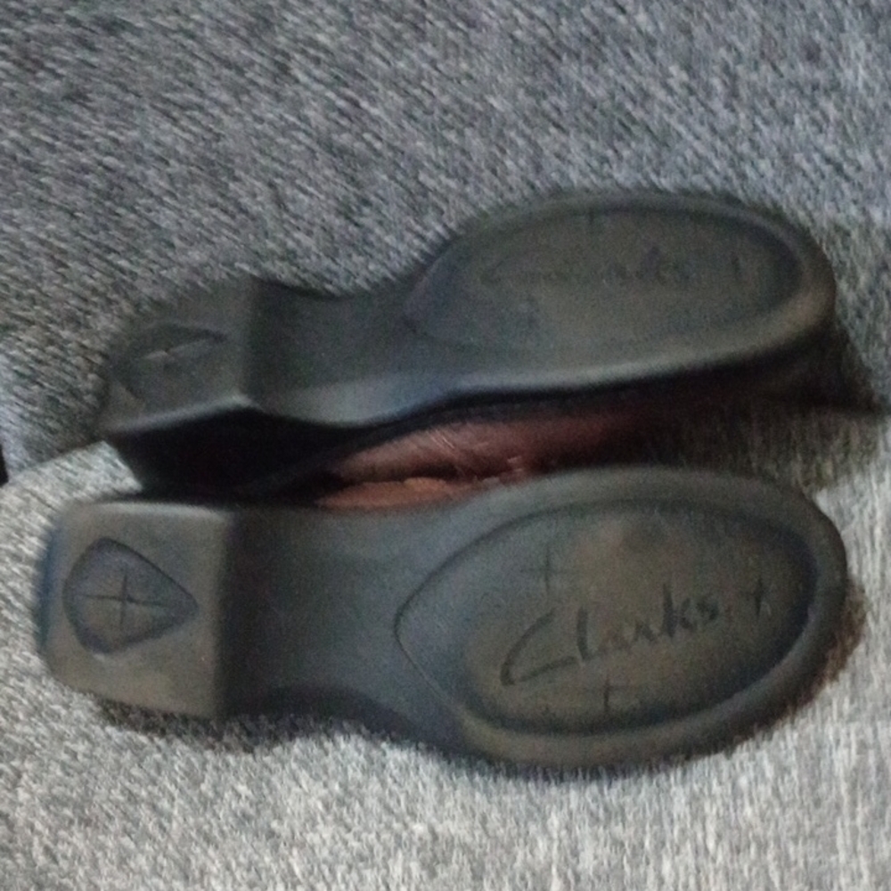 Clarks Brown Leather Loafers Slip-On Comfort - Picture 3 of 7